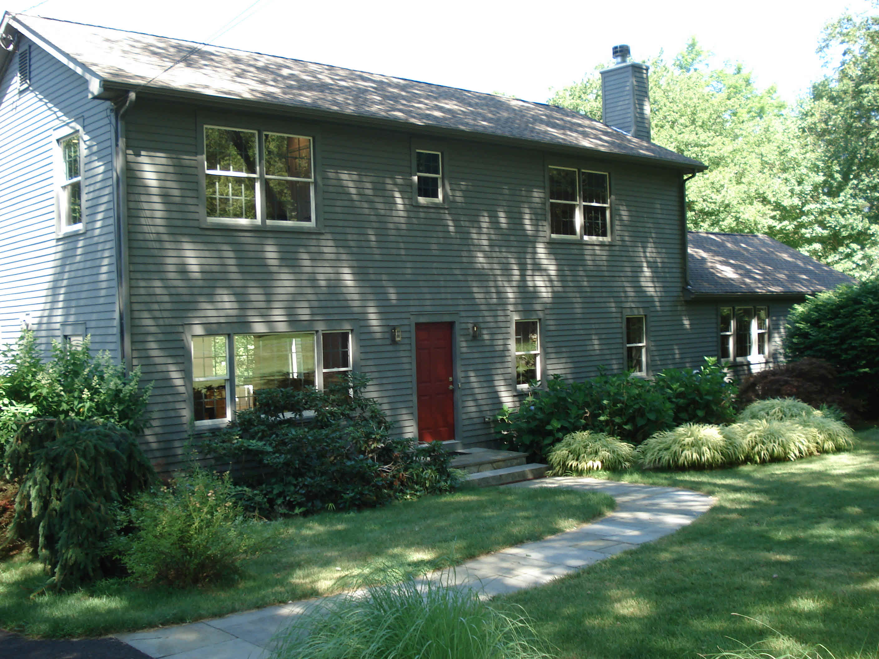 Building photograph for 25 KEELER RD